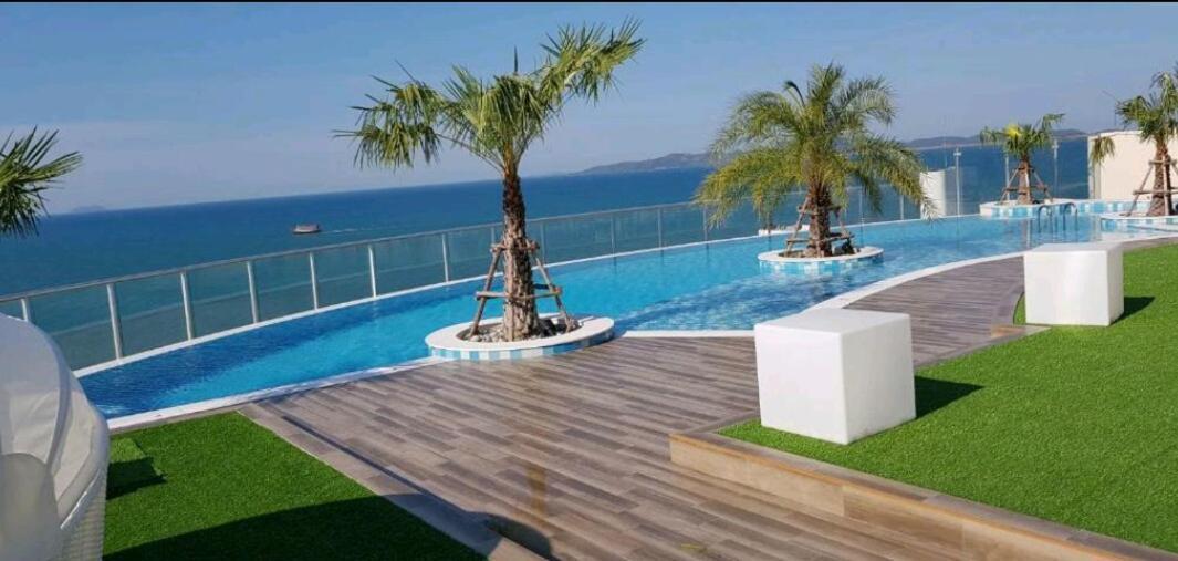 Sands Pratamnak Pattaya Zewnętrze zdjęcie
